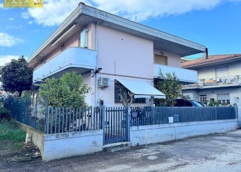 Foto 1 - Apartment Via Gioia, Roseto degli Abruzzi - photo 1