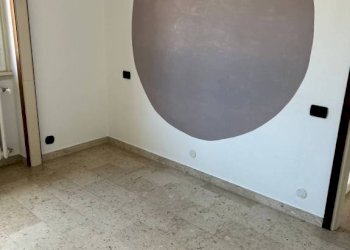 Camera da letto - Attico via Speri della Chiesa Jemoli, Varese - foto 4