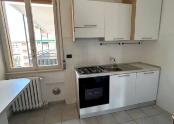 Cucina - Attico via Speri della Chiesa Jemoli, Varese - foto 13