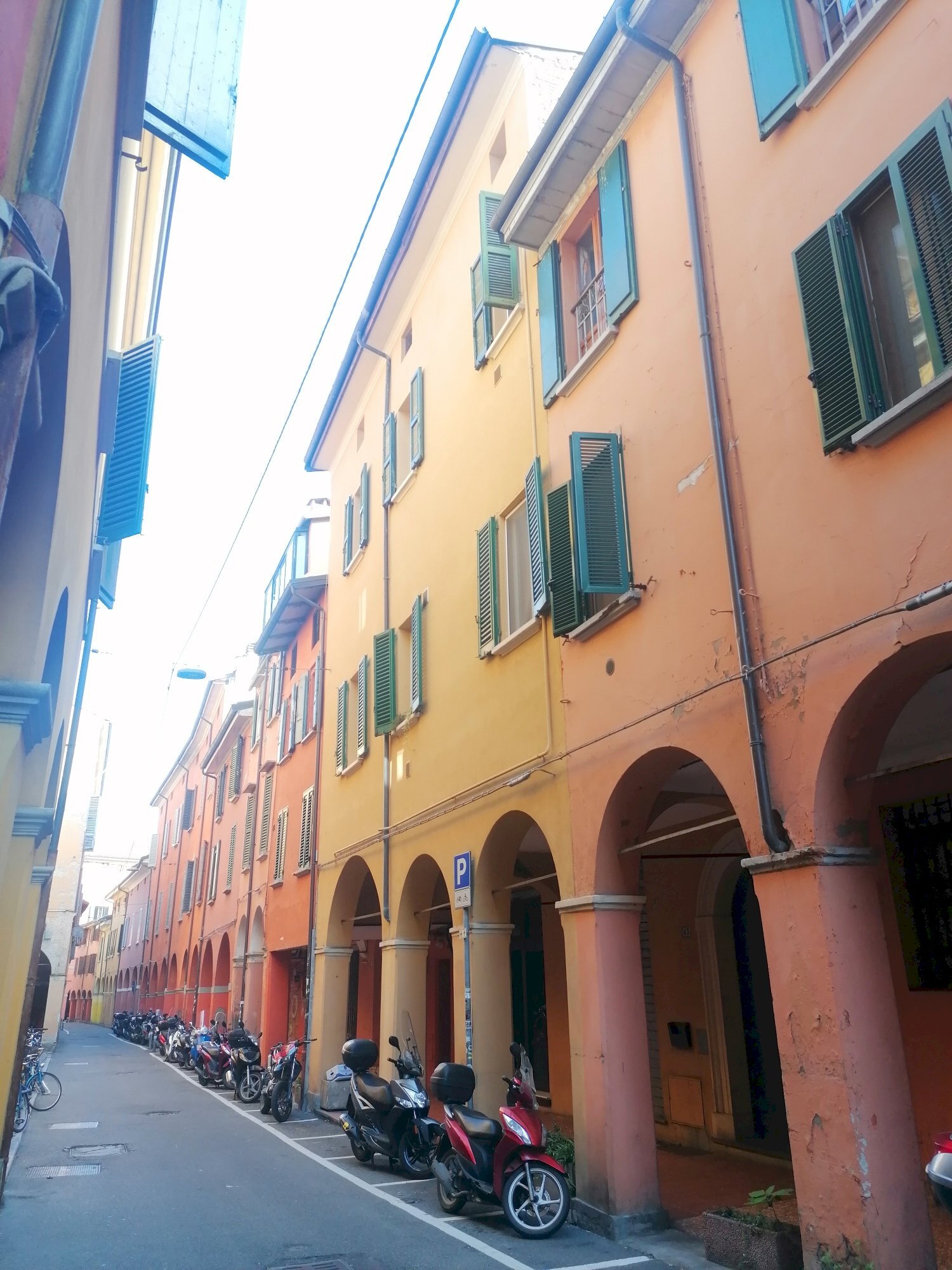 One-room apartment via Broccaindosso, 63, Bologna (neighborhood Centro Storico) - photo 1