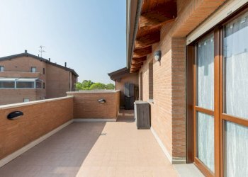 Attic Via Elisabetta Sirani, 1, Granarolo dell'Emilia - photo 17
