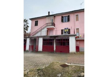 Semi-detached house Mombercelli - photo 1