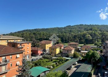Three-room apartment Via Pineta, Rapallo - photo 2