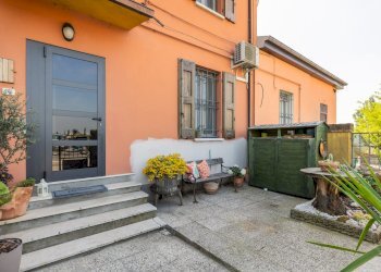 Porzione di casa Bologna - foto 11