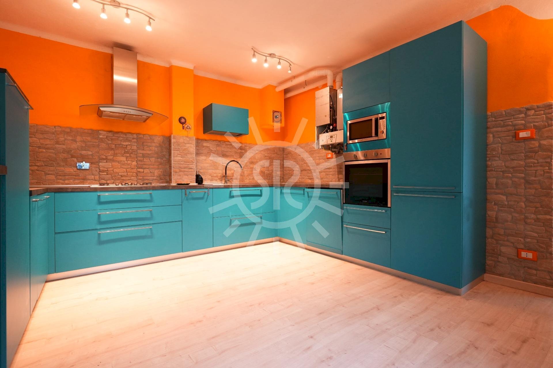 Porzione di casa Molinella - foto 1