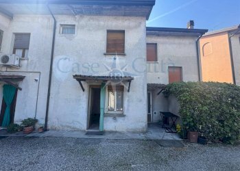 Three-room apartment via Anna Bonfiglio Pezzati, Guidizzolo - photo 1