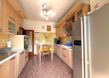 Quadrilocale Salita Brasile, Genova (zona Bolzaneto) - foto 4