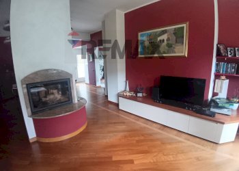 Stabile - Palazzo Arona, NO, Arona - foto 3