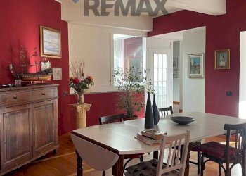 Stabile - Palazzo via vittorio veneto, 91 
 Arona, Arona - foto 4