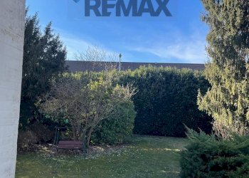 Stabile - Palazzo via vittorio veneto, 91 
 Arona, Arona - foto 28