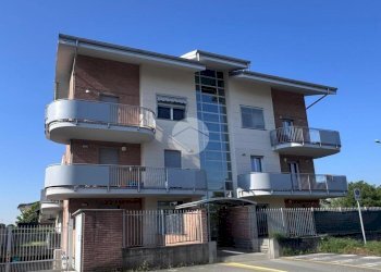 Four-room apartment Via Simeto, Orbassano - photo 9
