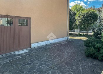 Portion of a house via Solferino, Carpi - photo 4