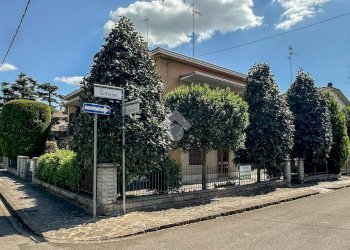 Portion of a house via Solferino, Carpi - photo 6