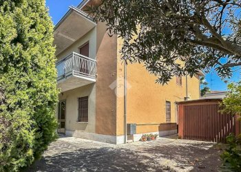 Portion of a house via Solferino, Carpi - photo 11