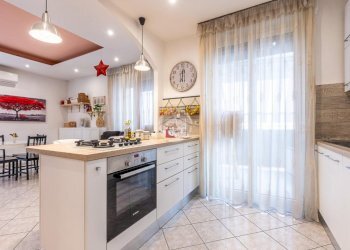 Three-room apartment Via Enrico Toti, Nichelino - photo 5