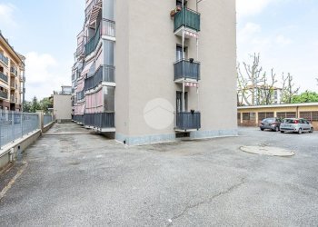Three-room apartment Via Enrico Toti, Nichelino - photo 32