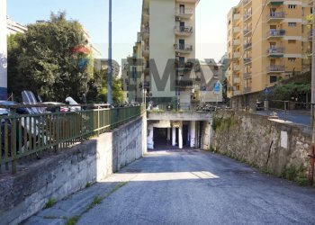 Locale Commerciale Via Giovanni Daneo, 118r 
 Quezzi, Genova (zona Quezzi) - foto 13