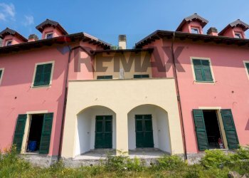 Villa a Schiera Via Sareto 
 Ceranesi-Gaiazza, Ceranesi, Ceranesi - foto 1