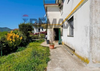 Bilocale via lavaggi, 4 
 Moconesi Alto, Moconesi - foto 31