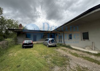 Foto 6 - Shed SS 81, Teramo - photo 6