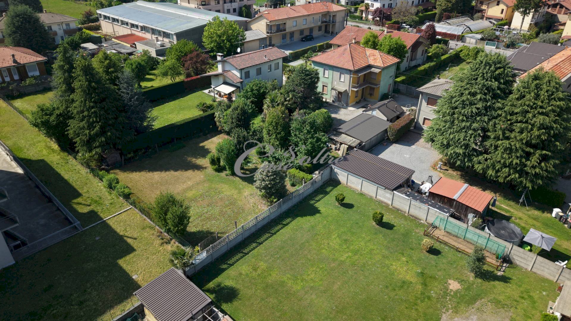 Foto 1 - Stable - Palace Via Antonio Stoppani, Mariano Comense - photo 1