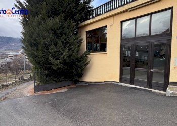 Foto 17 - Commercial Premises Frazione Ferrère
 
57, Aymavilles - photo 17