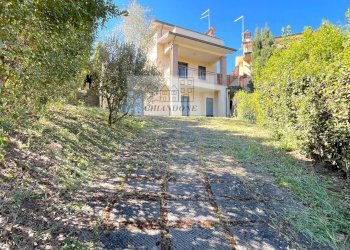 Foto 1 - Villa a Schiera Rignano Flaminio - foto 1