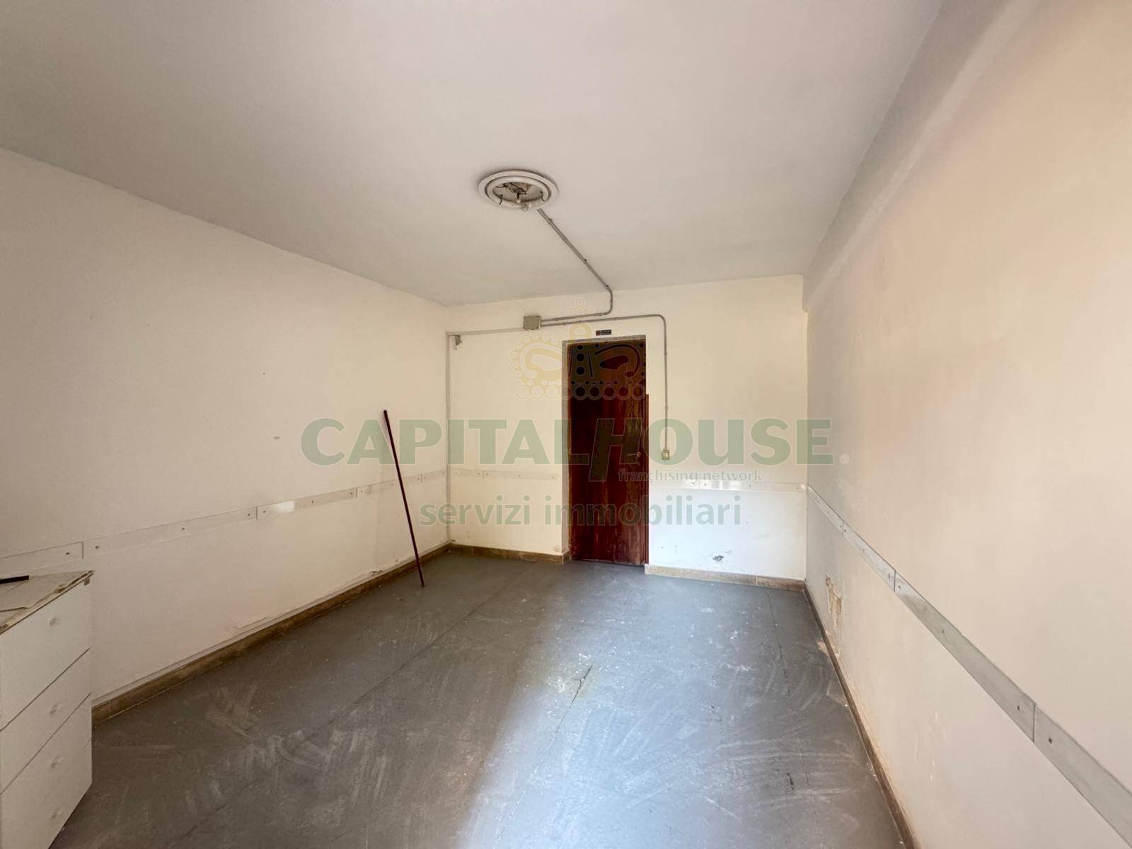 Foto 2 - Box via Pirandello, Caserta - photo 2