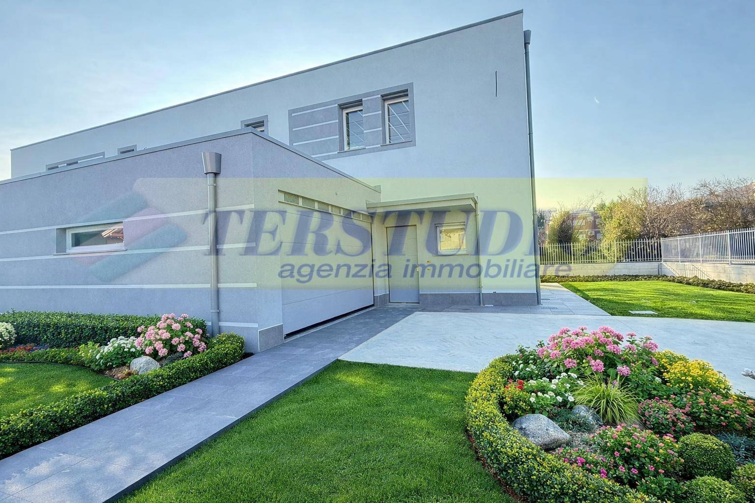 Foto 1 - Semi-detached house Via Gabriele D'Annunzio
 
snc, Mapello - photo 1