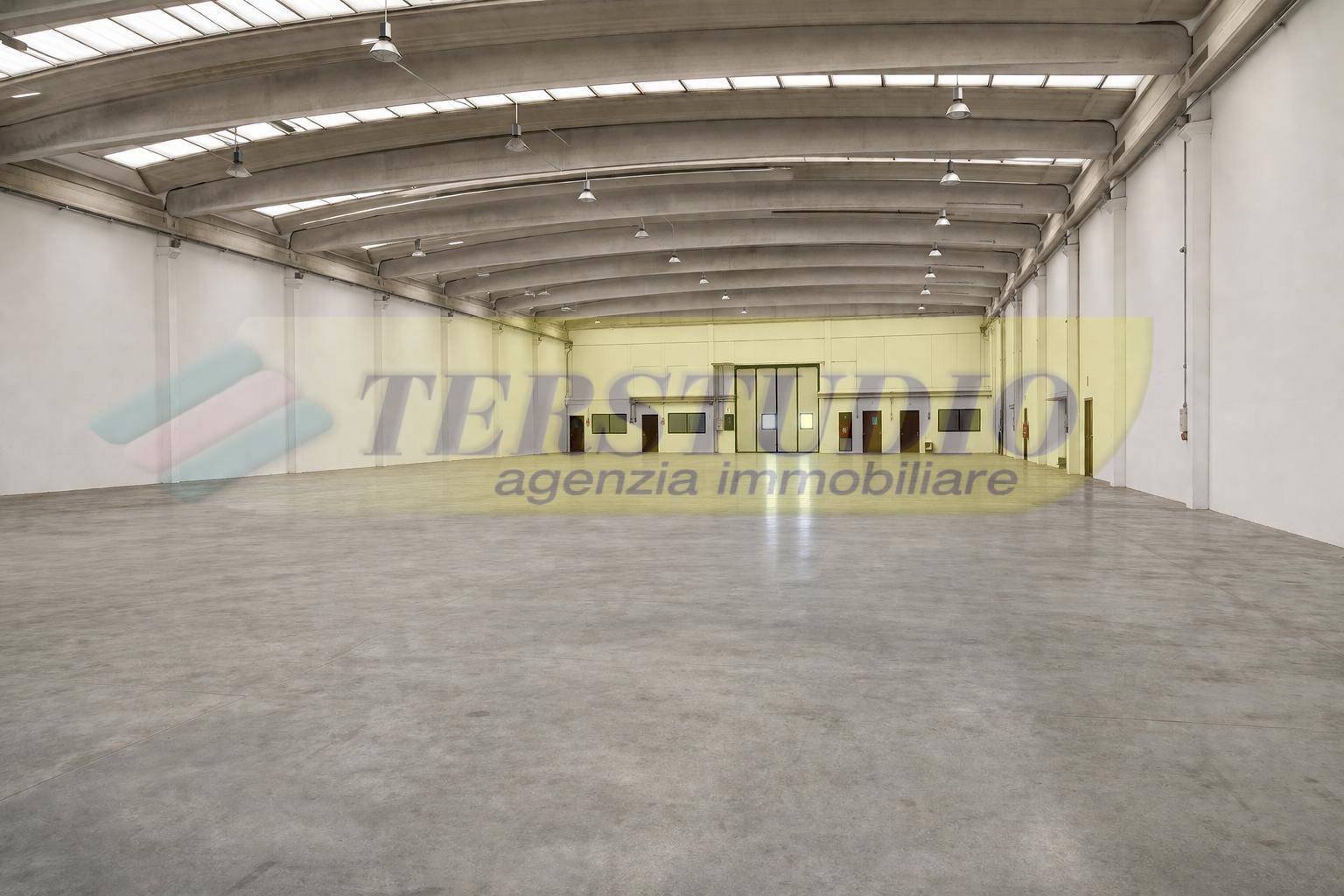 Foto 2 - Capannone Via Tagliamento
 
sn, Lecco - foto 2