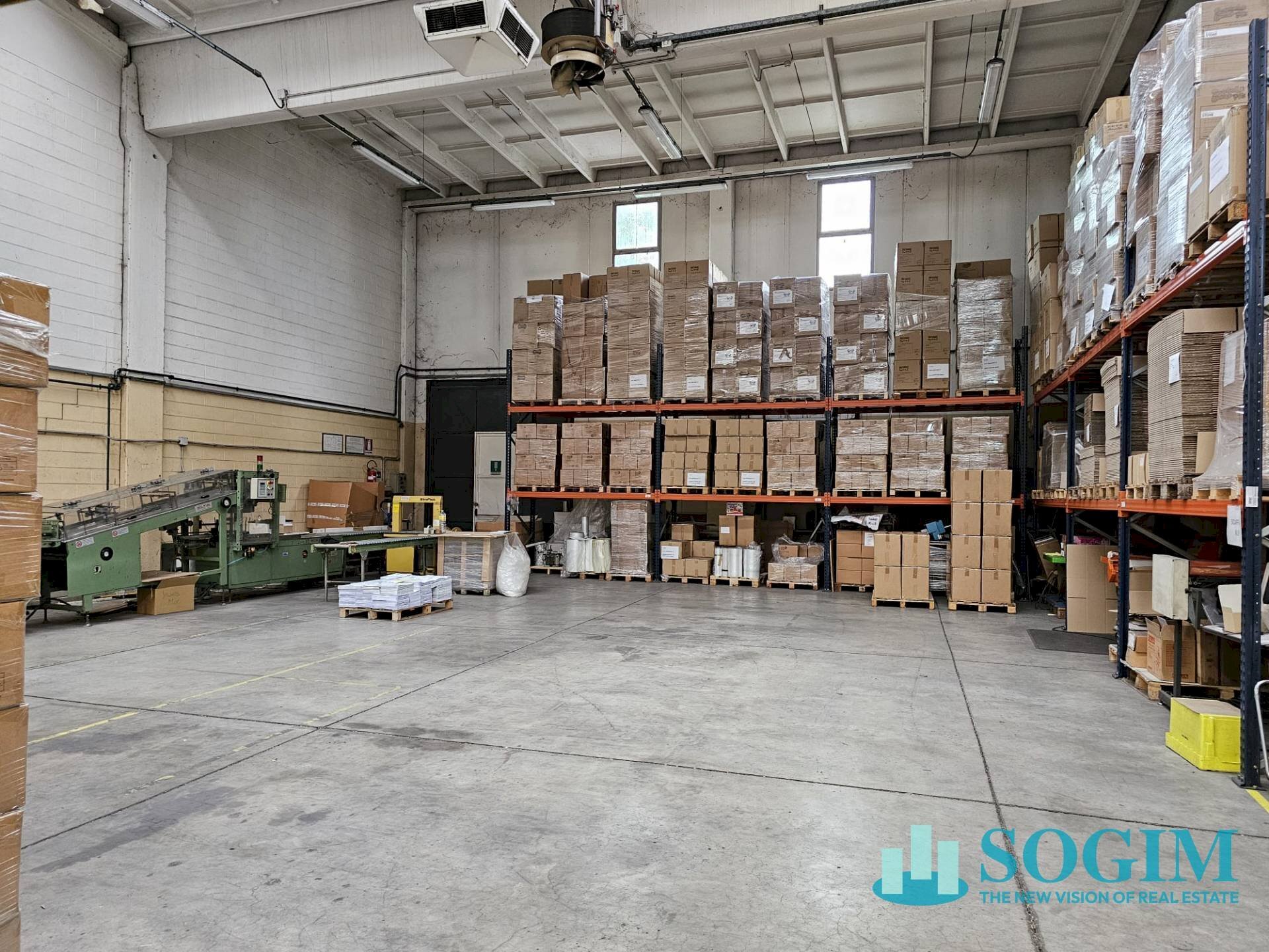 Foto 1 - Shed via Gorizia
 
36, Saronno - photo 1