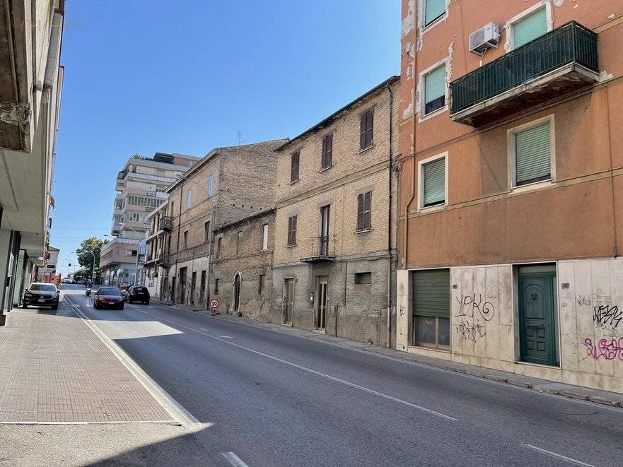 Foto 3 - Stabile - Palazzo via Silvio Pellico
170, San Benedetto del Tronto - foto 3