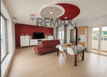 Sala da pranzo - Appartamento via Luigi Settembrini
 
15, Casoria - foto 4