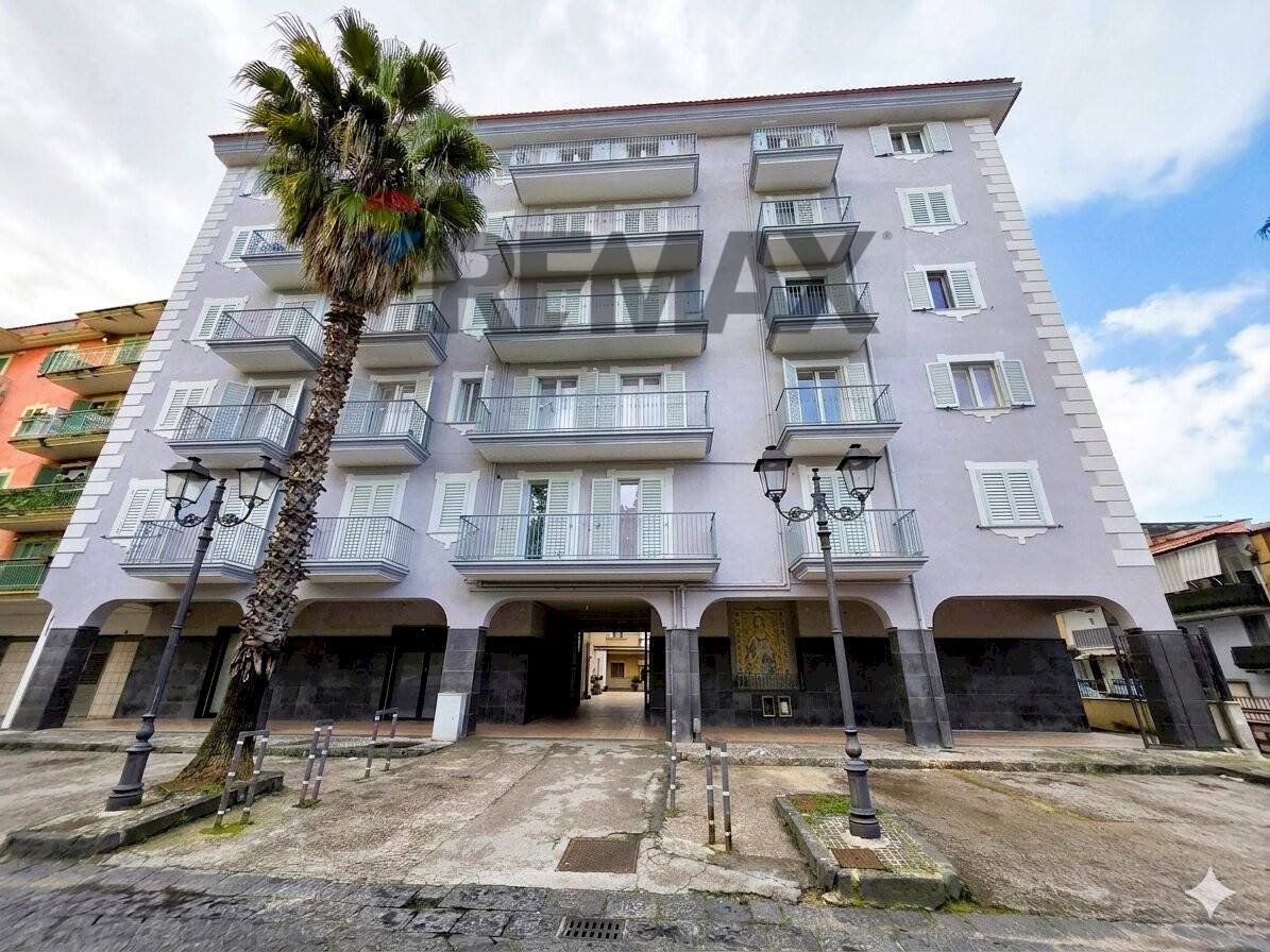 Edificio all\'aperto - Trilocale Via Giacomo Matteotti
 
4, Casoria - foto 2