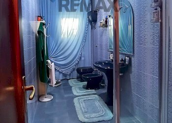 Bagno - Three-room apartment Via Alassio
 
4, Modugno - photo 10