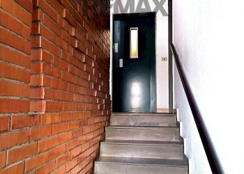 Scale - Three-room apartment Via Alassio
 
4, Modugno - photo 16