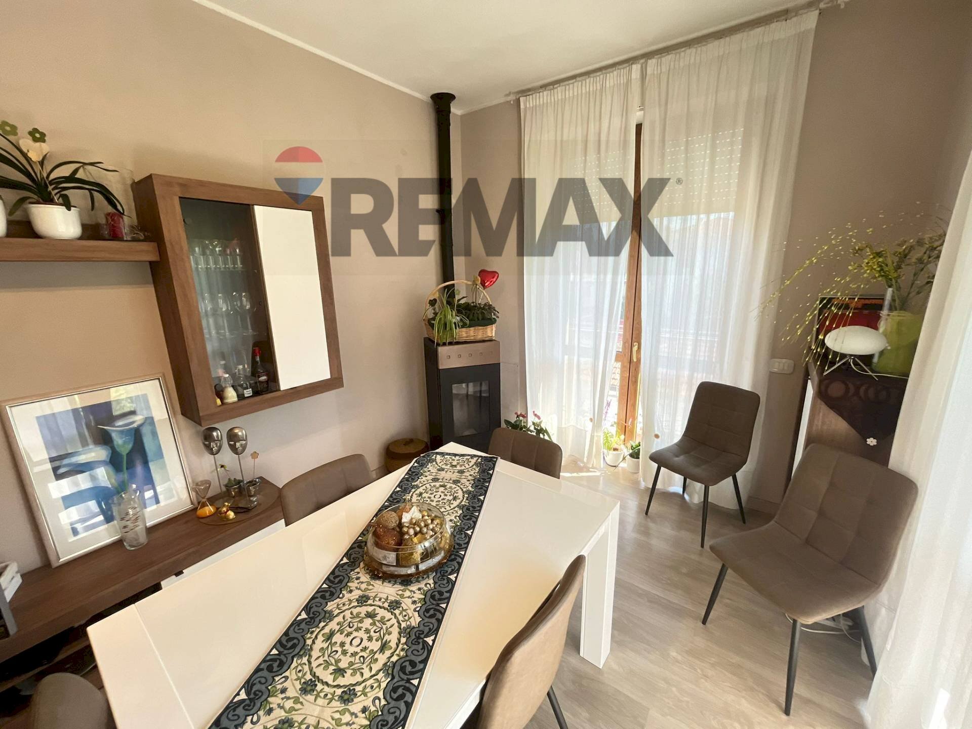 Sala da pranzo - Three-room apartment Via per Cavona
 
12, Cuveglio - photo 3