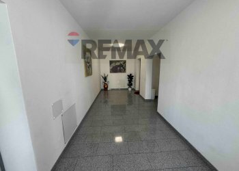 Hall / corridoio - Appartamento via Cimone
 
9, Varese - foto 10