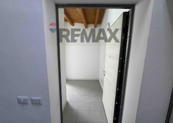 Hall / corridoio - Appartamento via Cimone
 
9, Varese - foto 17