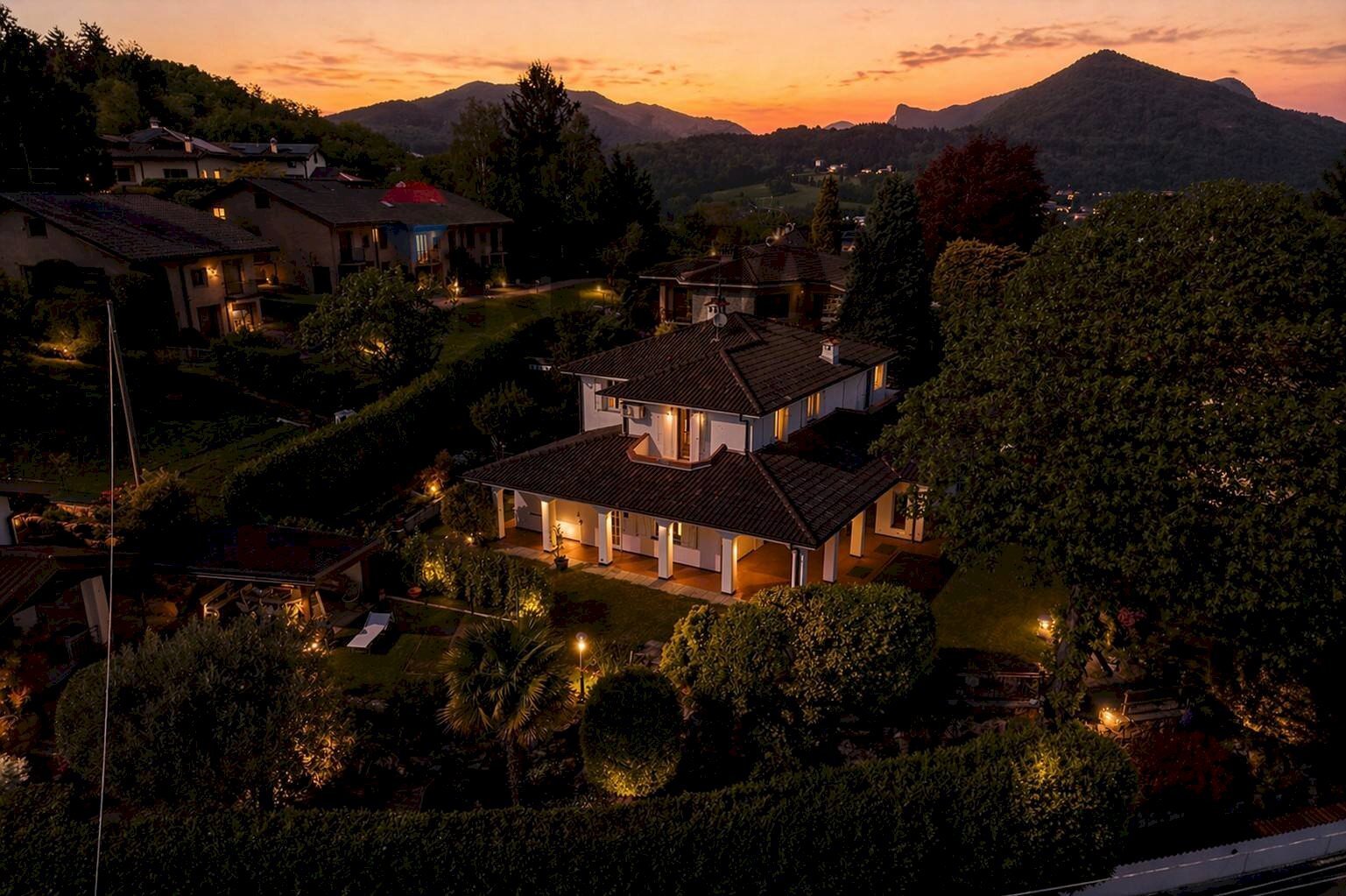 Casa all\'aperto - Villa via Londonio
 
31, Varese - foto 2