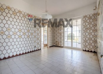 Stanza vuota - Villa via Londonio
 
31, Varese - foto 14