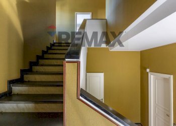 Scale - Villa via Londonio
 
31, Varese - foto 19