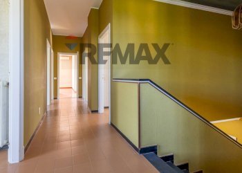 Hall / corridoio - Villa via Londonio
 
31, Varese - foto 20