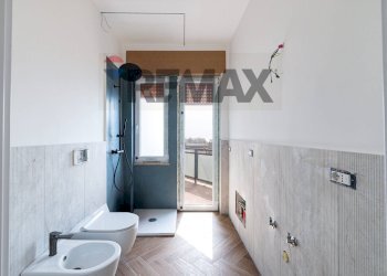 Bagno - Appartamento via zannelli
 
5, Anzio - foto 14
