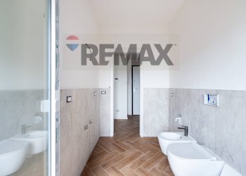 Bagno - Appartamento via zannelli
 
5, Anzio - foto 15