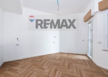 Stanza vuota - Appartamento via zannelli
 
5, Anzio - foto 18