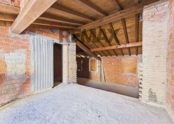 Rustico - Casa indipendente frazione Ronchi
 
92, Mornico Losana - foto 4