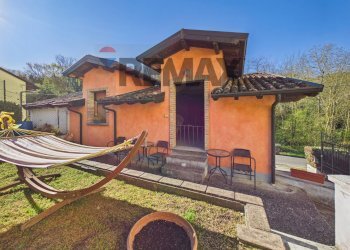 Giardino pensile - Casa indipendente frazione Ronchi
 
92, Mornico Losana - foto 8