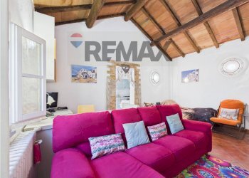 Soggiorno - Casa indipendente frazione Ronchi
 
92, Mornico Losana - foto 17