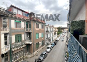 Edificio all\'aperto - Trilocale Via Regina Margherita
 
72, Napoli - foto 18